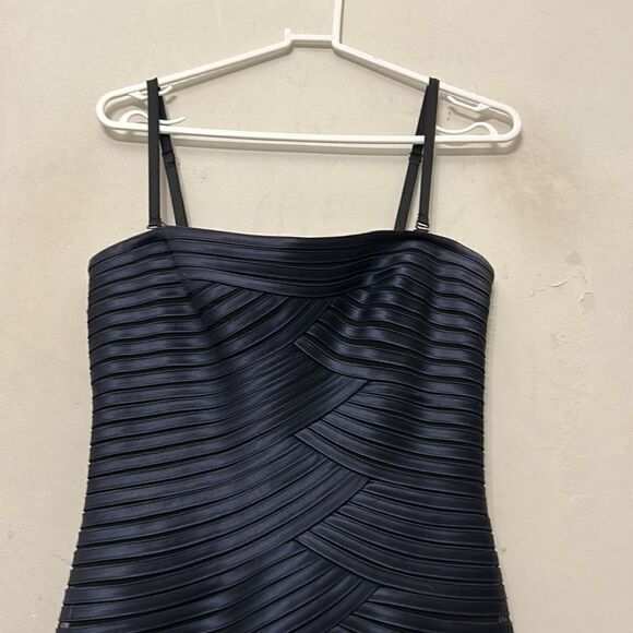 BCBGMAXAZRIA deep blue fitted spaghetti strap cocktail dress Size 4 EUC - Picture 3 of 12